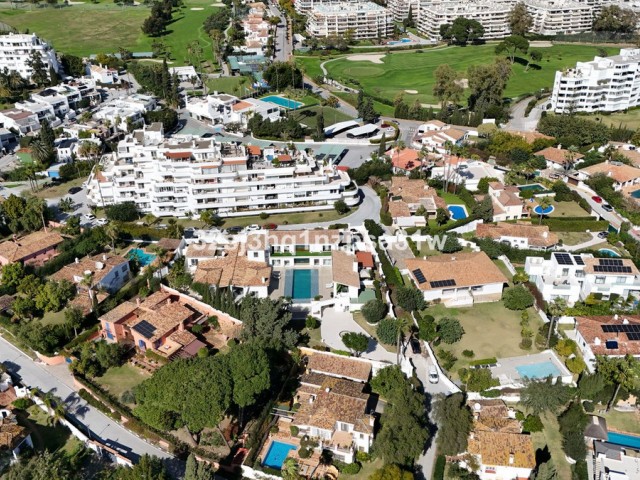 6 Bedrooms Villa in Guadalmina Alta