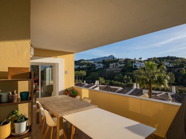 3 Bedrooms Apartment in Benahavís