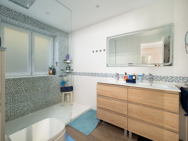 3 Bedrooms Apartment in Benahavís