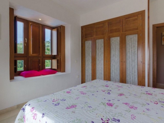 4 Schlafzimmer Villa in Estepona