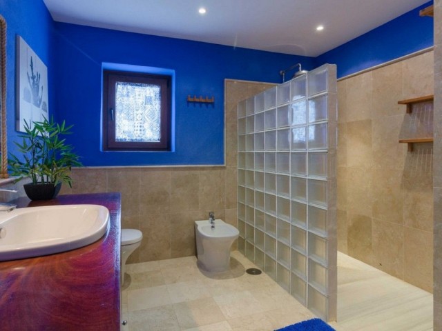 4 Schlafzimmer Villa in Estepona