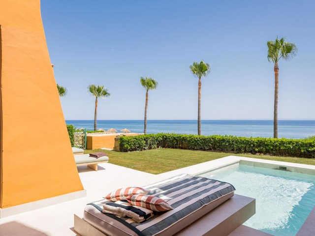 Apartamento con 4 Dormitorios  en New Golden Mile