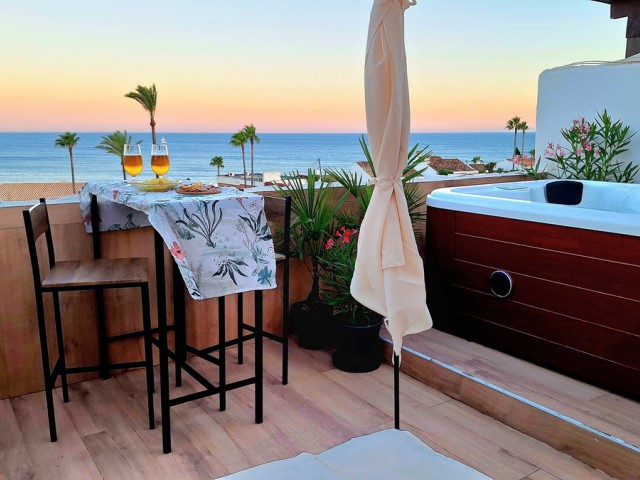 3 Bedrooms Apartment in Estepona