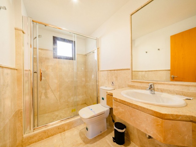 Penthouse avec 3 Chambres  à Casares Playa