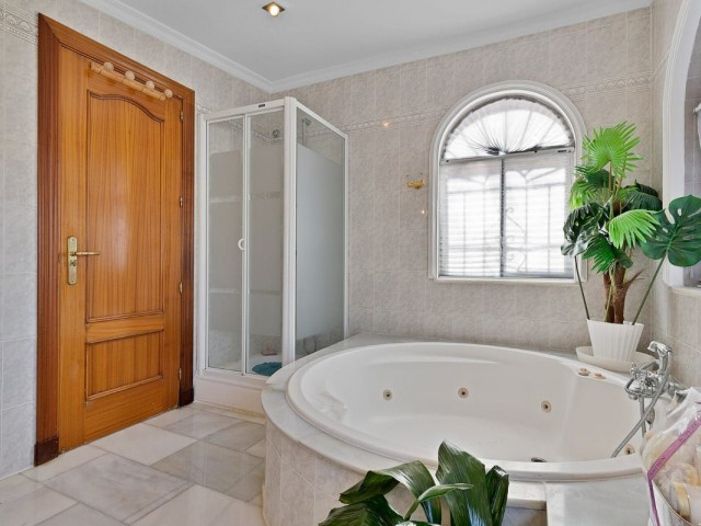 4 Schlafzimmer Villa in Mijas