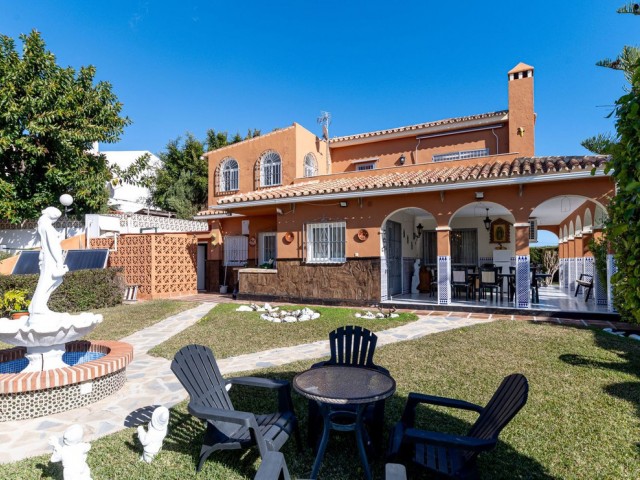 Villa avec 4 Chambres  à Mijas