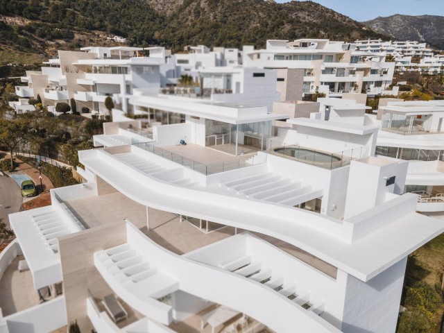 Appartement avec 3 Chambres  à Ojén