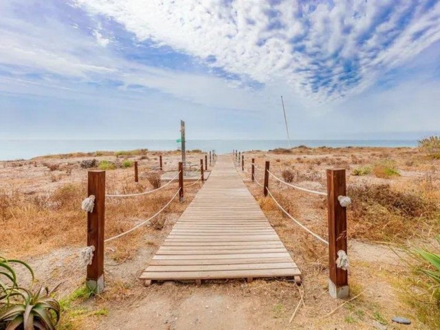 Maison mitoyenne avec 4 Chambres  à Costalita