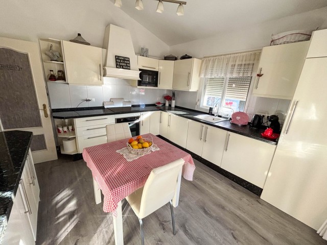 3 Slaapkamer Villa in Estepona