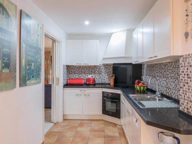 3 Slaapkamer Rijtjeshuis in La Duquesa