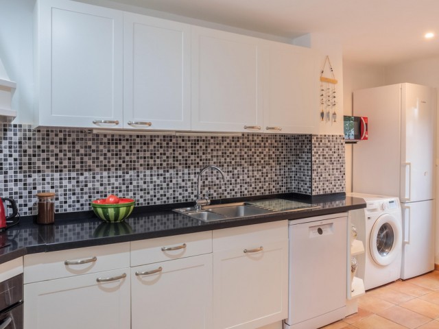 3 Slaapkamer Rijtjeshuis in La Duquesa