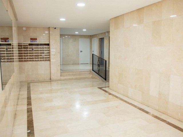 Apartment, San Pedro de Alcántara, R5300602