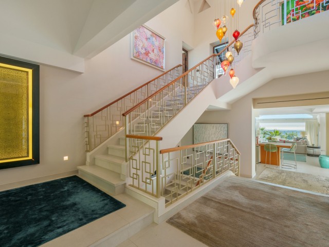 9 Bedrooms Villa in Benahavís