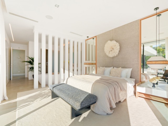 5 Bedrooms Villa in Nueva Andalucía