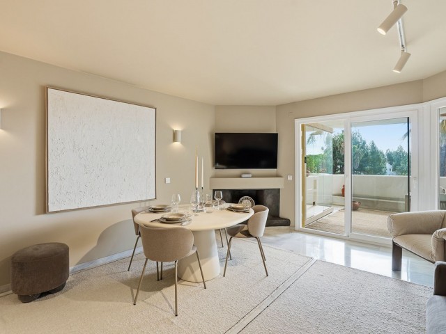 3 Bedrooms Apartment in Calahonda