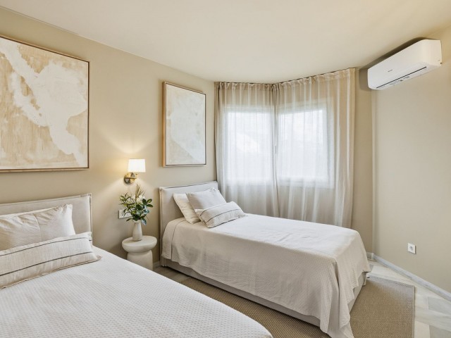 3 Bedrooms Apartment in Calahonda