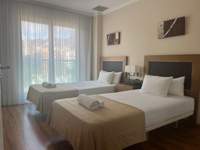 Apartment, Arroyo de la Miel, R5302798