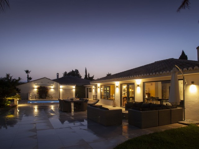 4 Schlafzimmer Villa in Sierrezuela