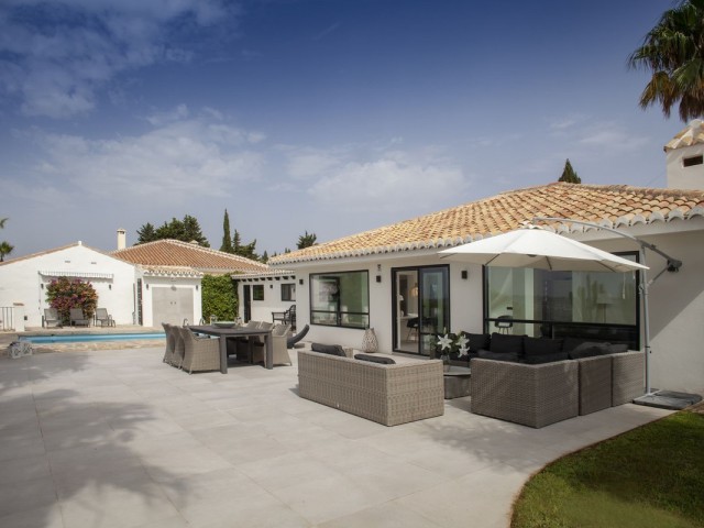 4 Schlafzimmer Villa in Sierrezuela