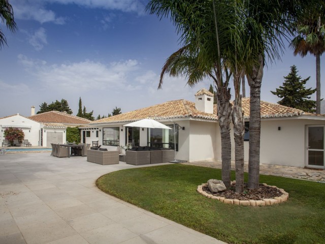 4 Schlafzimmer Villa in Sierrezuela