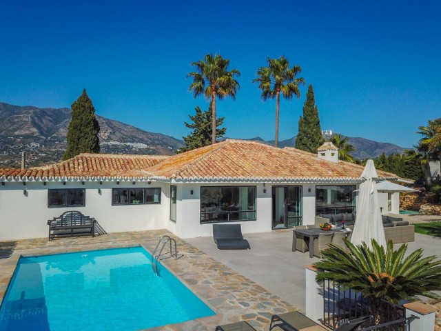 4 Schlafzimmer Villa in Sierrezuela