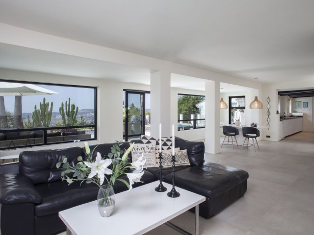 4 Schlafzimmer Villa in Sierrezuela