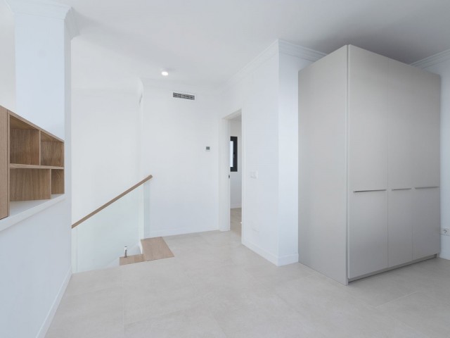 4 Bedrooms Villa in Marbella