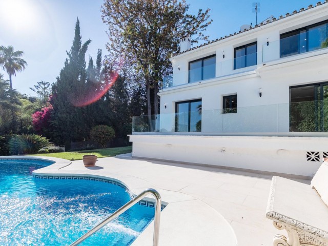 4 Schlafzimmer Villa in Marbella