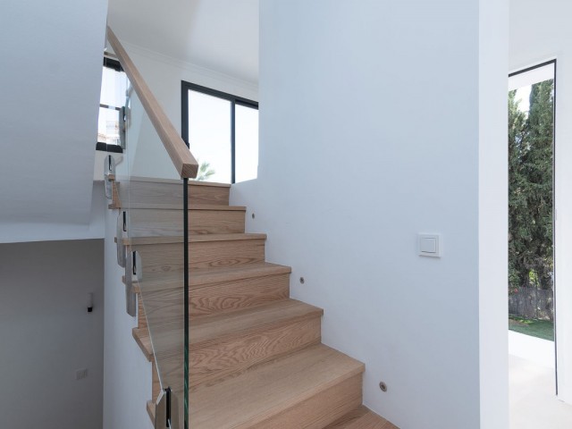 4 Schlafzimmer Villa in Marbella