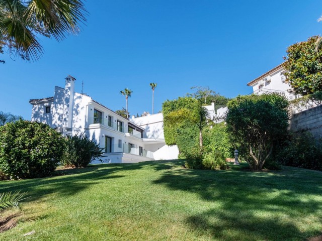 Villa con 4 Dormitorios  en Marbella