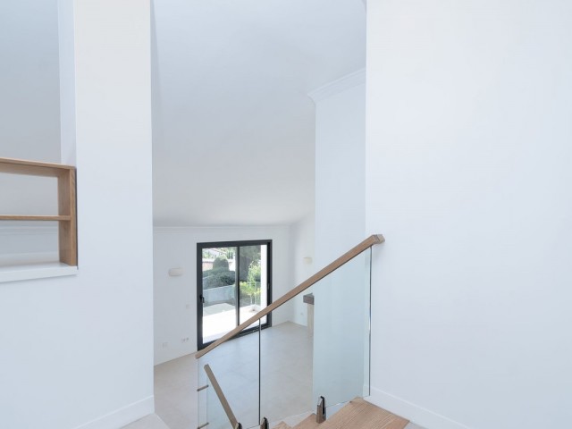 Villa con 4 Dormitorios  en Marbella