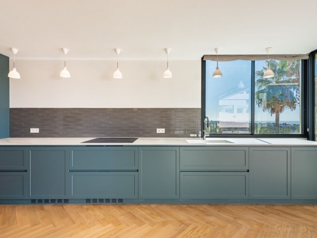 2 Bedrooms Apartment in Nueva Andalucía