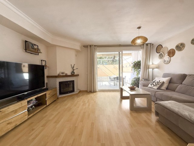 4 Schlafzimmer Reihenhaus in Marbella