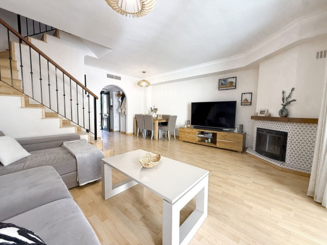 4 Schlafzimmer Reihenhaus in Marbella