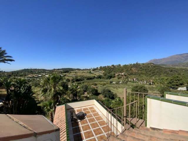 4 Bedrooms Villa in New Golden Mile