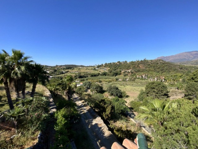 4 Bedrooms Villa in New Golden Mile