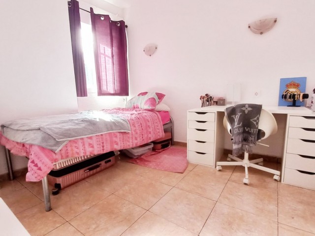 Villa, El Faro, R5288713