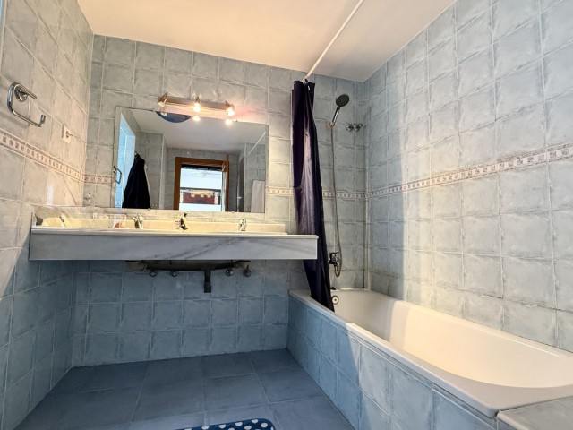 Villa con 3 Dormitorios  en Riviera del Sol