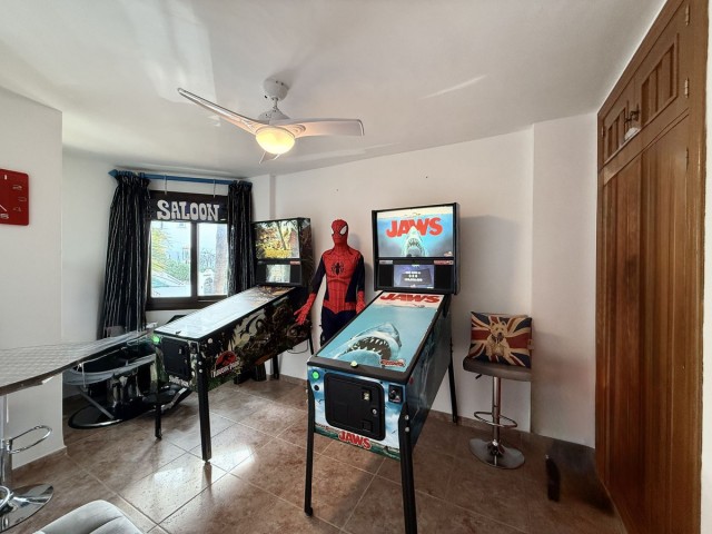 Villa con 3 Dormitorios  en Riviera del Sol