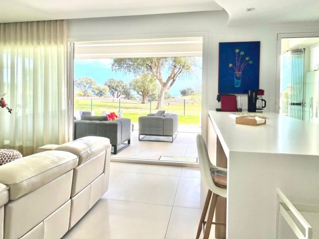 Appartement avec 3 Chambres  à San Roque Club