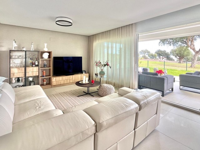 Appartement avec 3 Chambres  à San Roque Club