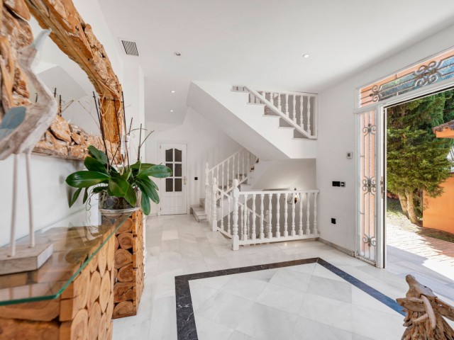 Villa con 5 Dormitorios  en Sotogrande Costa