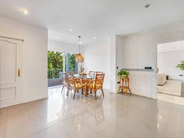 Villa con 5 Dormitorios  en Sotogrande Costa