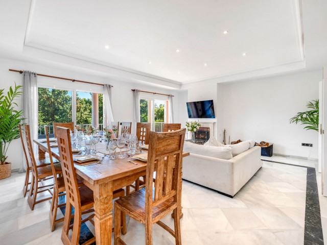 Villa con 5 Dormitorios  en Sotogrande Costa