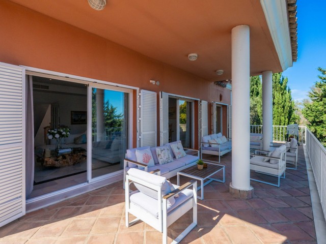 Villa con 5 Dormitorios  en Sotogrande Costa