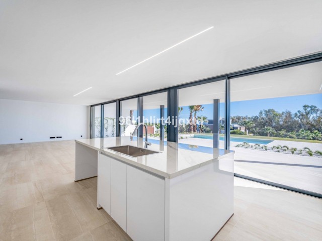 5 Makuuhuoneen Huvila Sotogrande