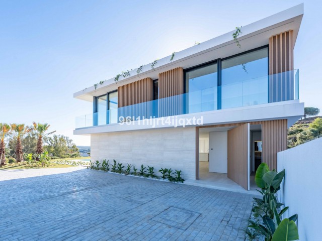 5 Makuuhuoneen Huvila Sotogrande