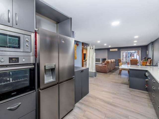 3 Bedrooms Townhouse in Estepona