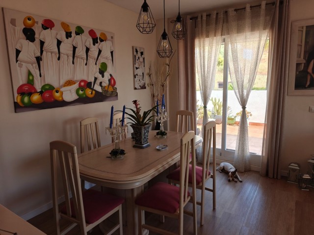 Penthouse avec 2 Chambres  à Riviera del Sol