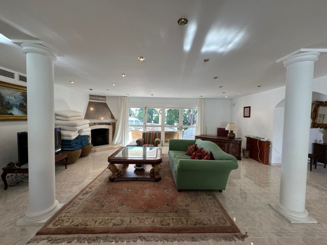 5 Schlafzimmer Villa in Marbesa